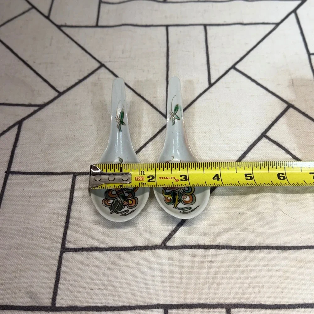 Unbranded Chinese Soup Spoons OS White Ceramic Hand Painted Ribbon Floral Set 2